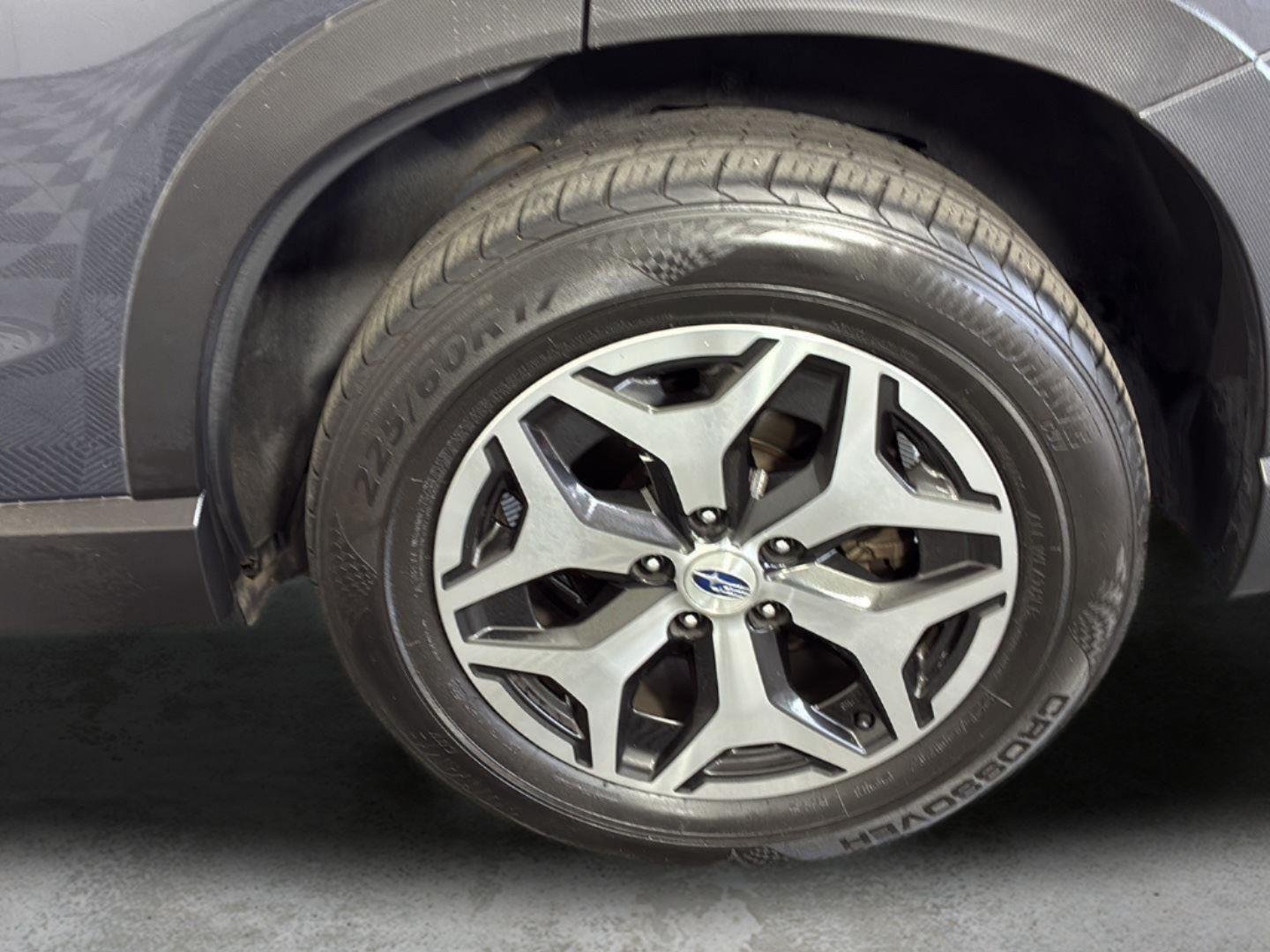Used 2022 Magnetite Gray Metallic Subaru Premium image 15