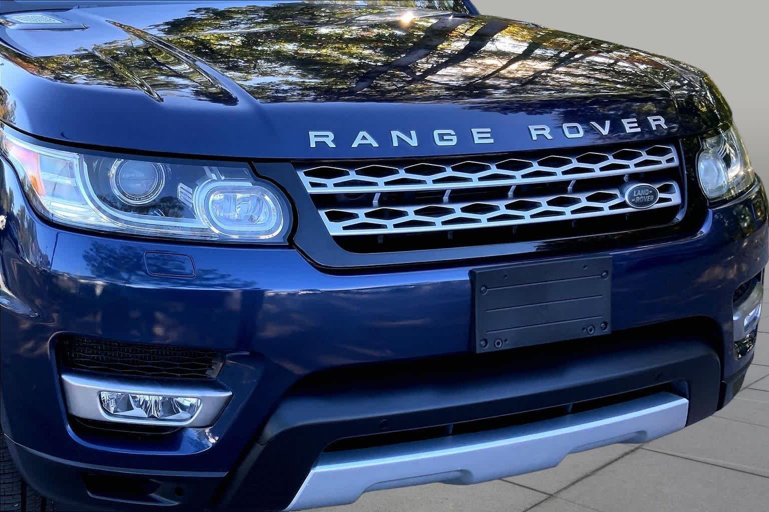 Used 2017 Fuji White Land Rover HSE image 29