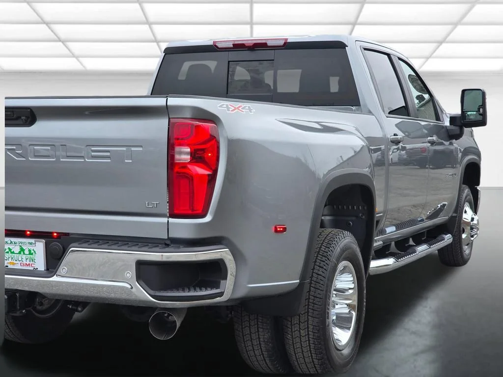 2026 Chevrolet Silverado 3500 HD LT - Photo 40