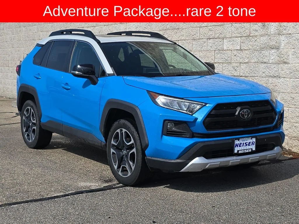 Used 2019 Blue Toyota Adventure image 14