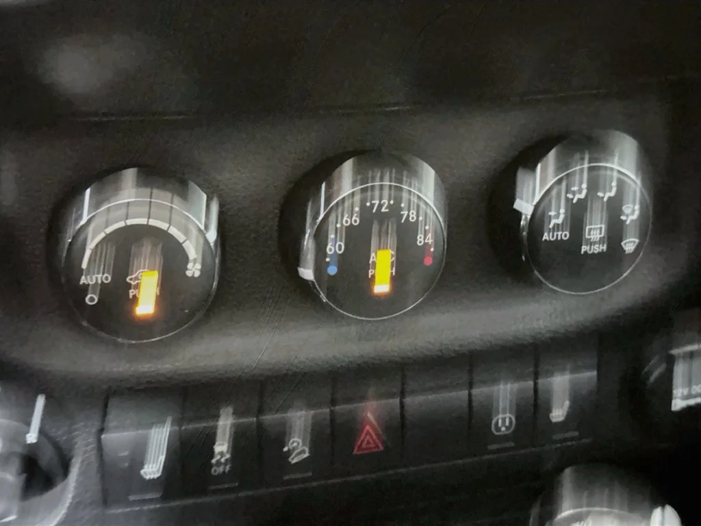 Used 2017 Gray Jeep Unlimited Rubicon image 17