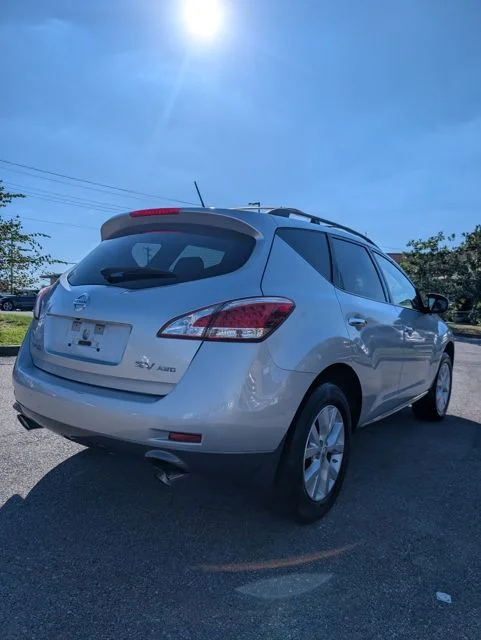 Used 2012 Silver Nissan SV image 6