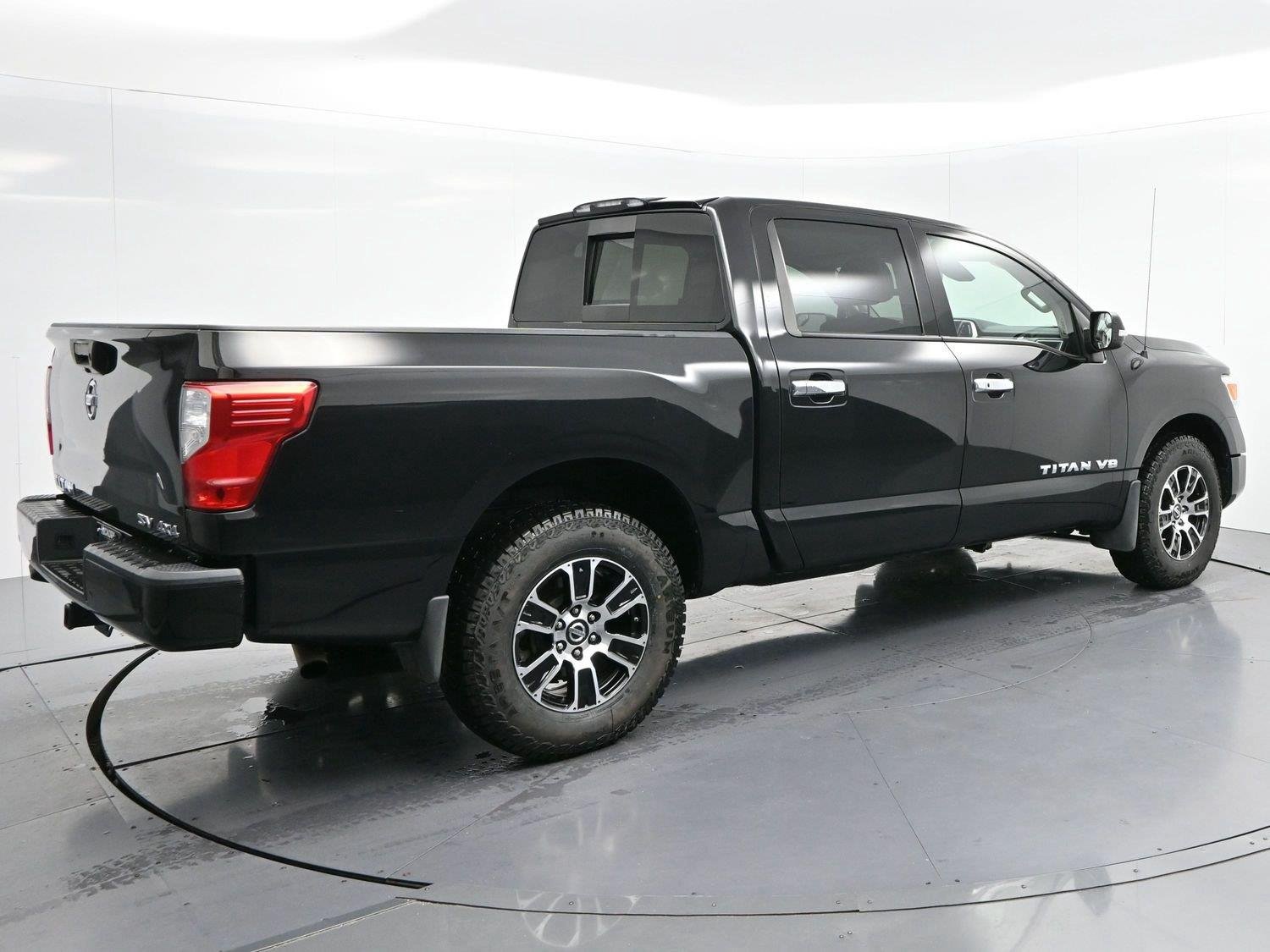 Used 2020 Super Black Nissan SV image 7
