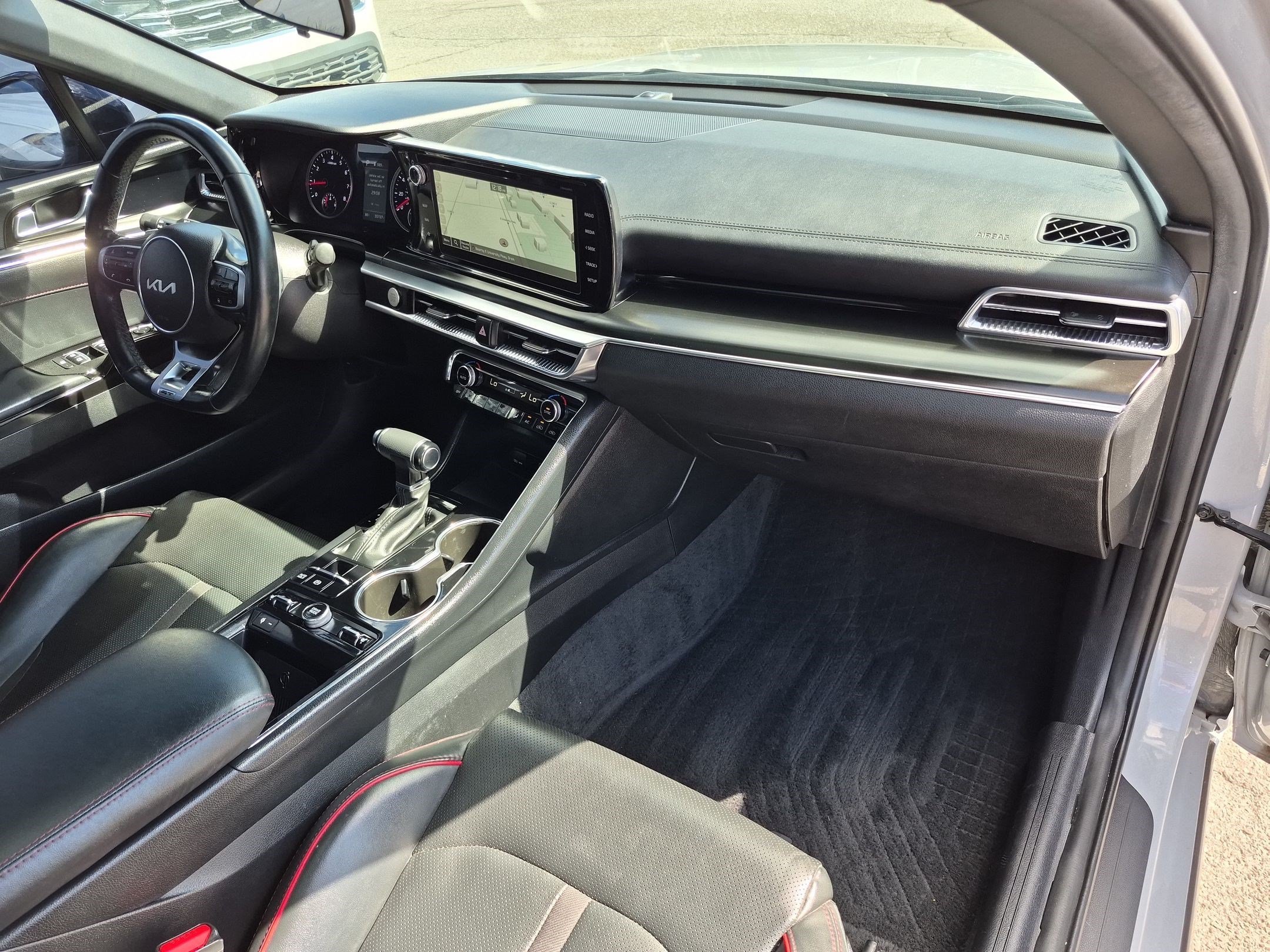 Used 2023 Wolf Gray Kia GT image 34