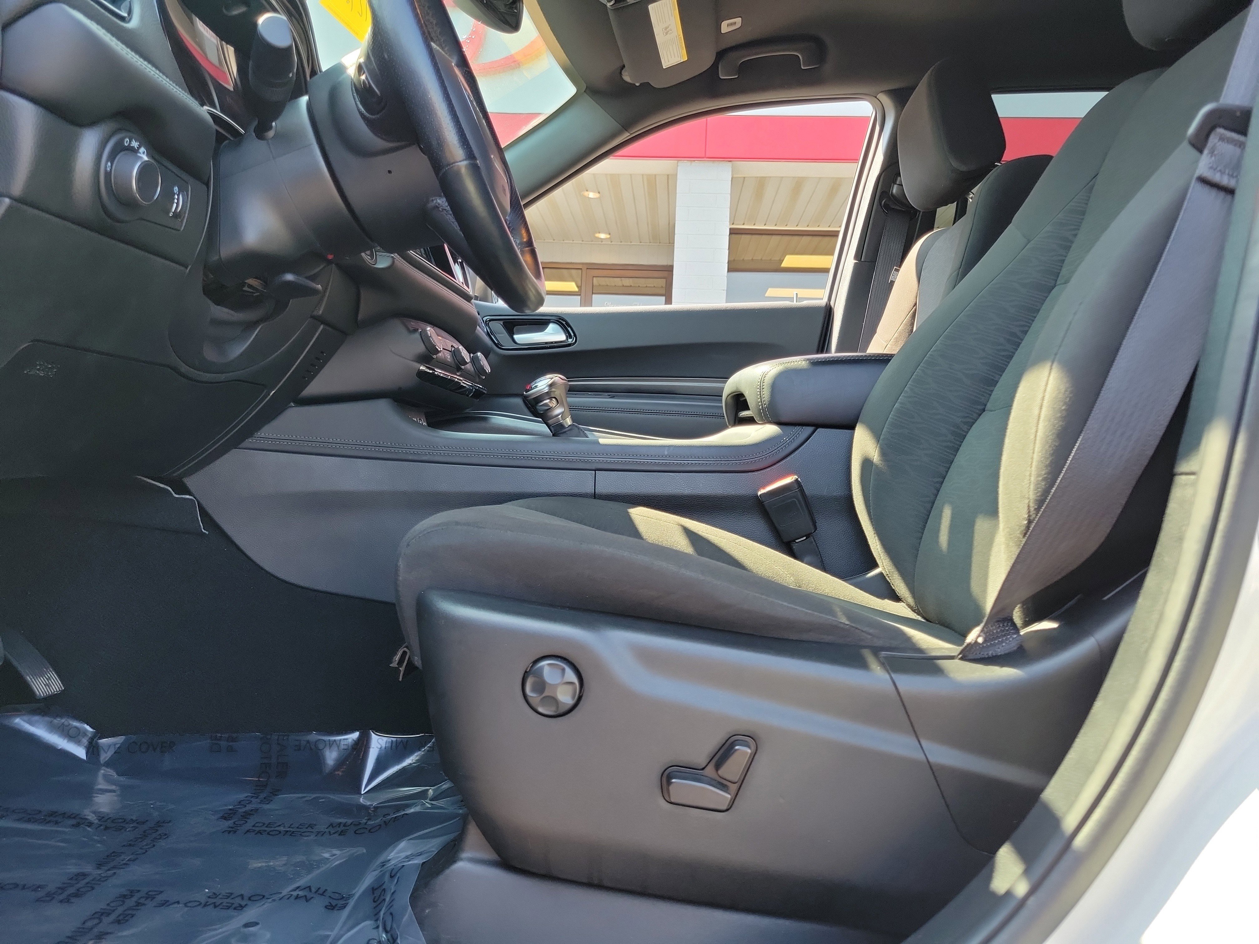 2024 Dodge Durango SXT - Photo 16