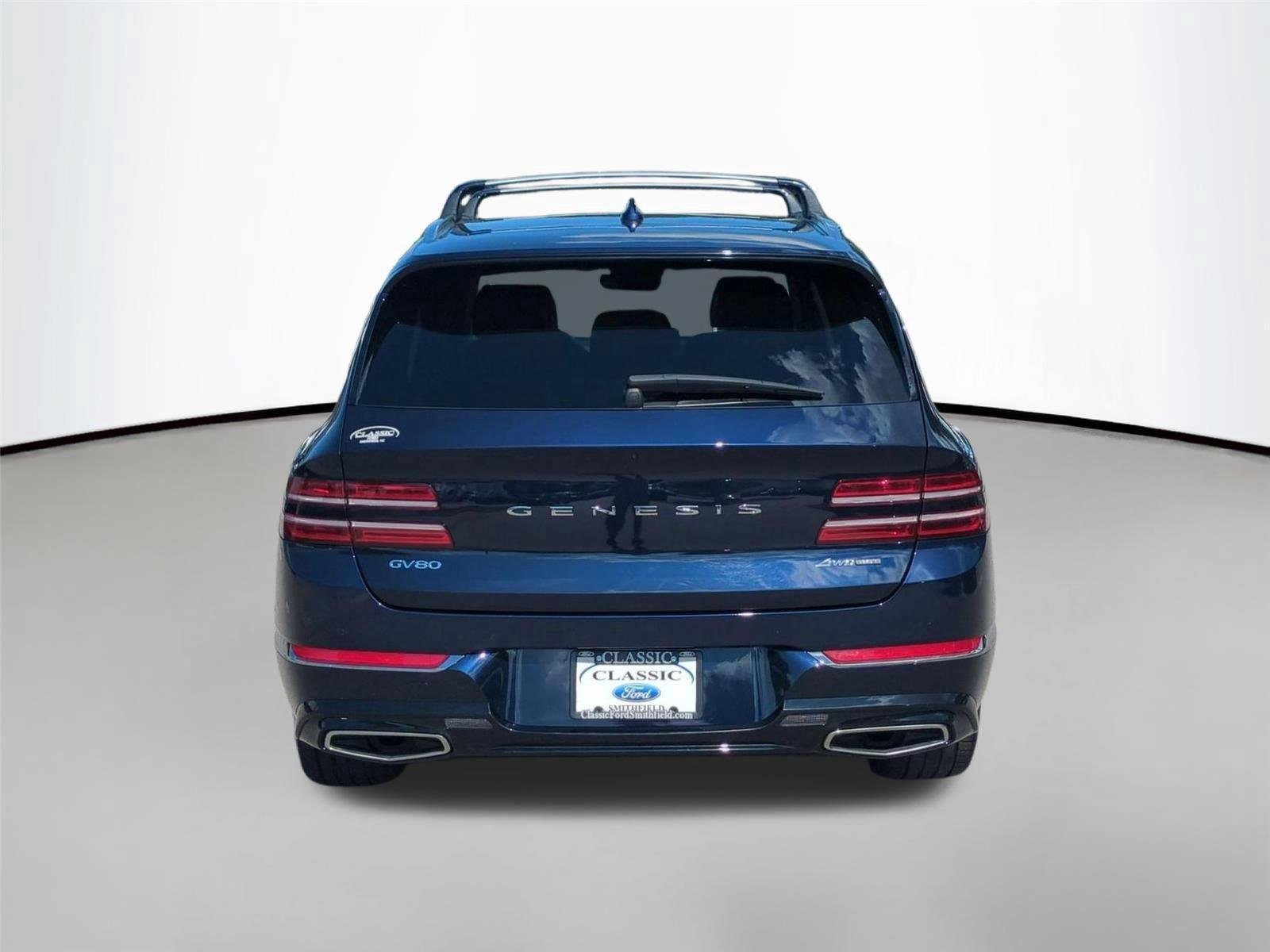 Used 2024 Capri Blue Genesis  image 4