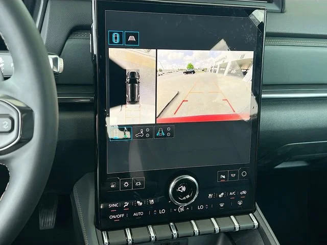 2026 GMC Terrain AT4 - Photo 9