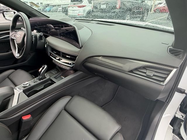 Used 2025 White Cadillac Sport image 18