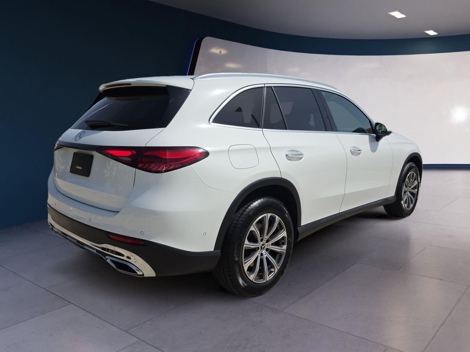 2024 Mercedes-Benz GLC GLC300 - Photo 5