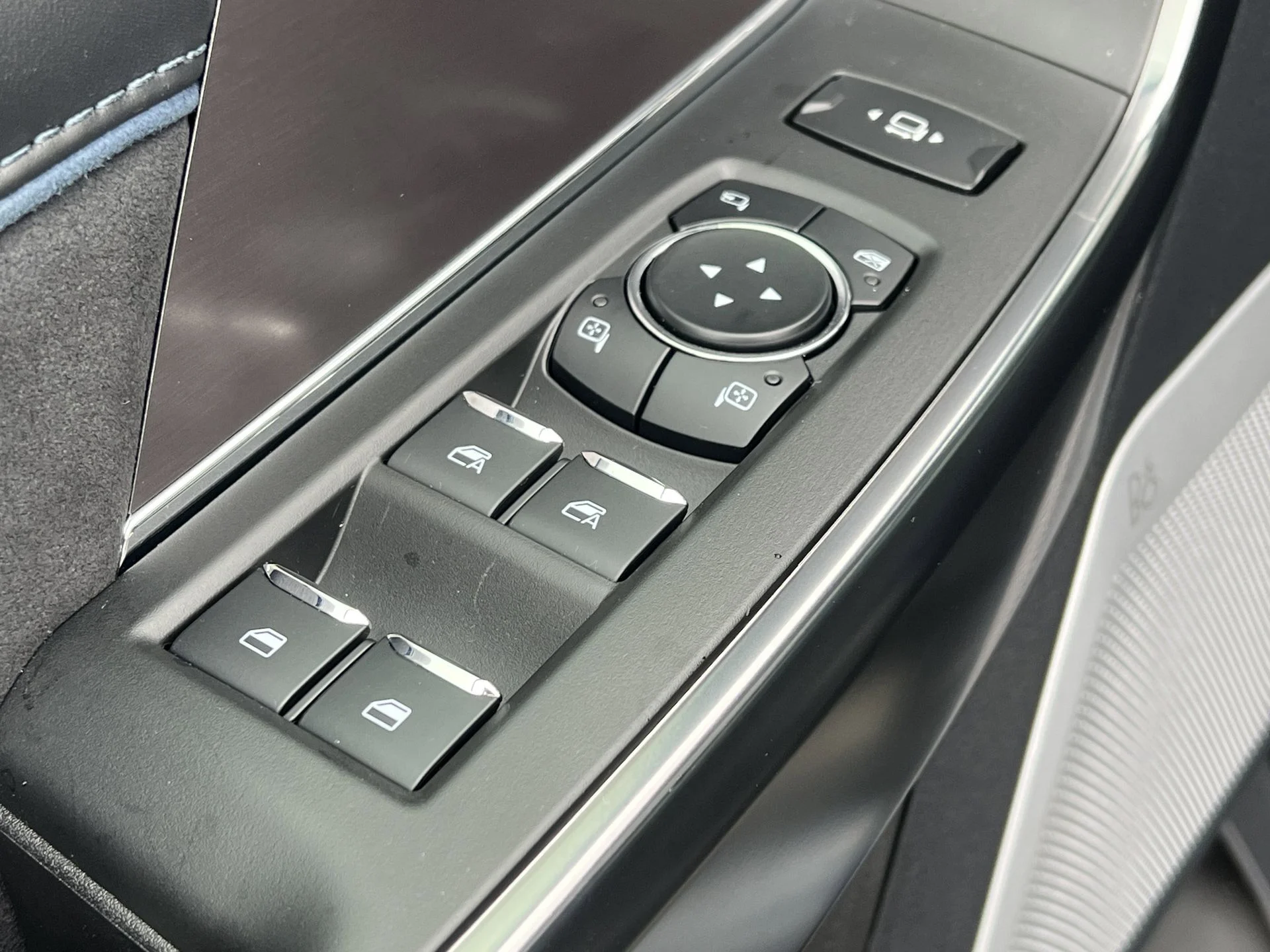 2026 Ford F-350 Super Duty Platinum - Photo 23