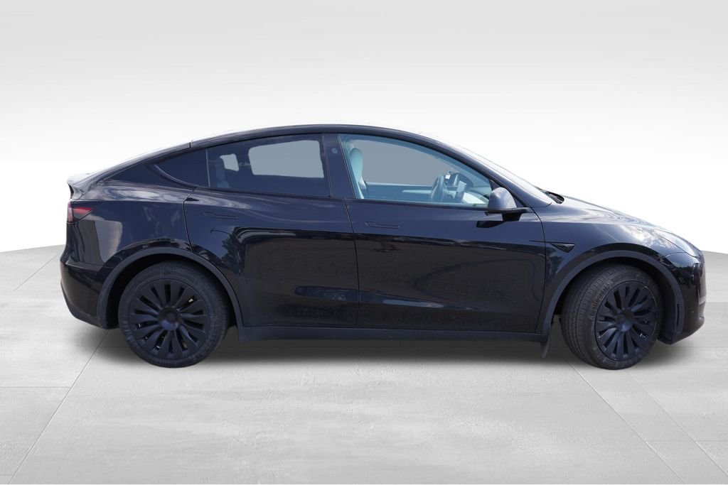 Used 2024 Solid Black Tesla Long Range image 2