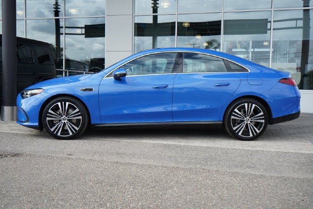 New 2027 Sky Blue Metallic Mercedes-Benz CLA 220 image 5