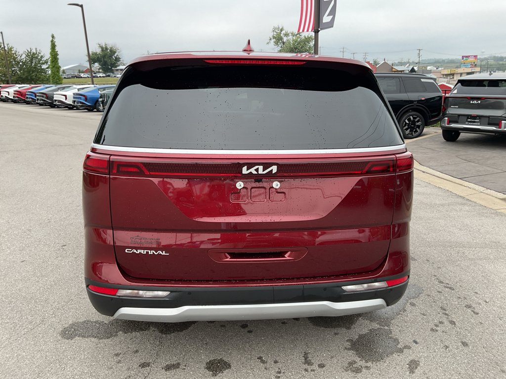Used 2024 Flare Red Kia LX image 8