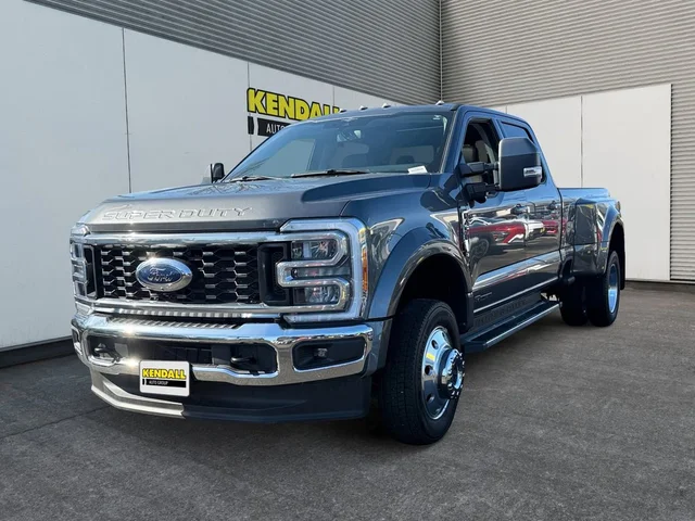 2023 Ford F-450SD Lariat
