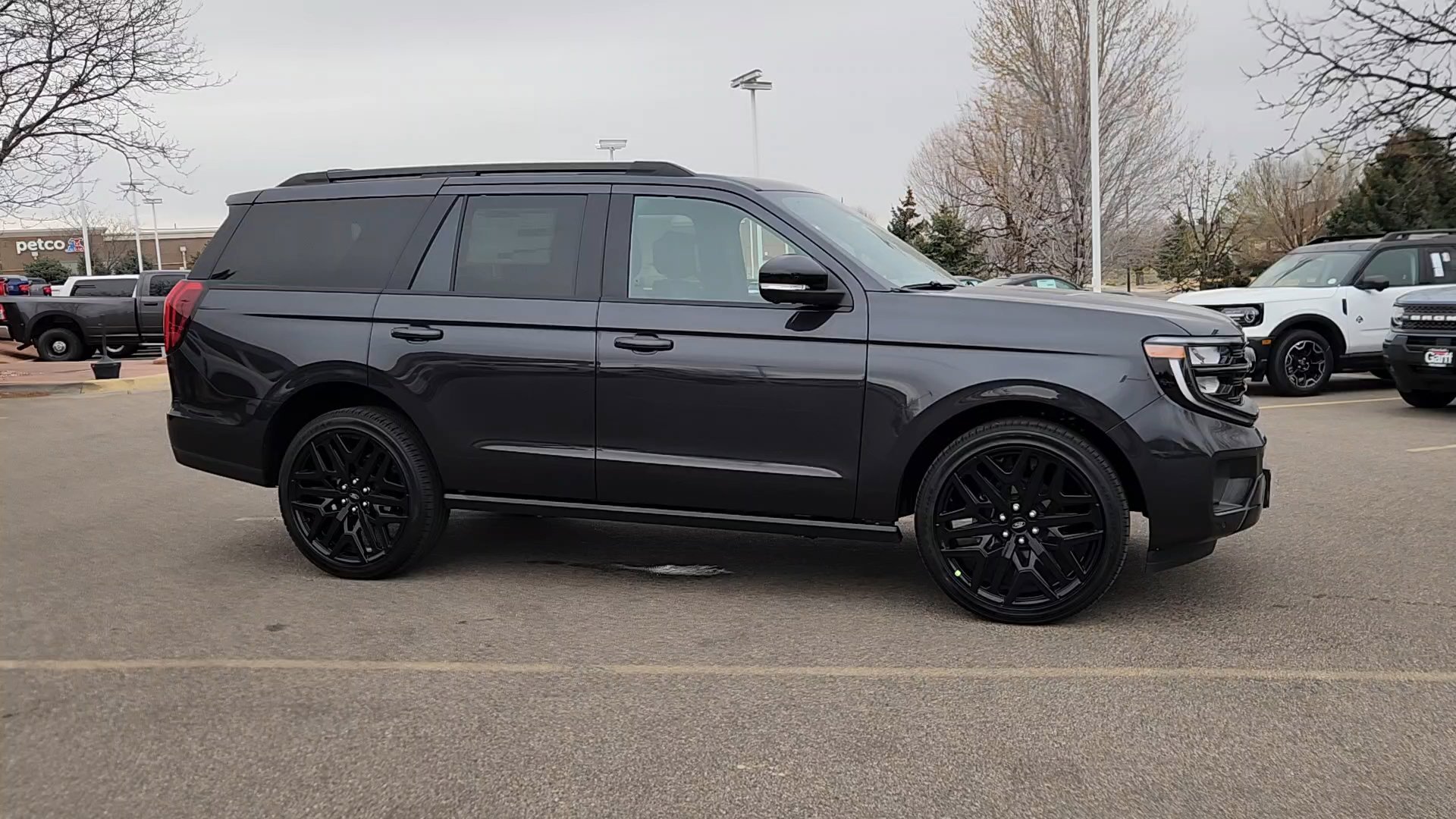 New 2026 Dark Matter Gray Metallic Ford Platinum image 9