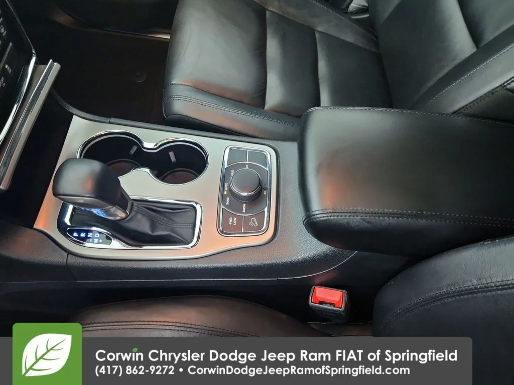 Certified Used 2019 Gray Jeep Limited image 28