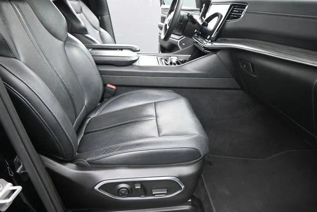 Used 2024 Black Jeep Series II image 22