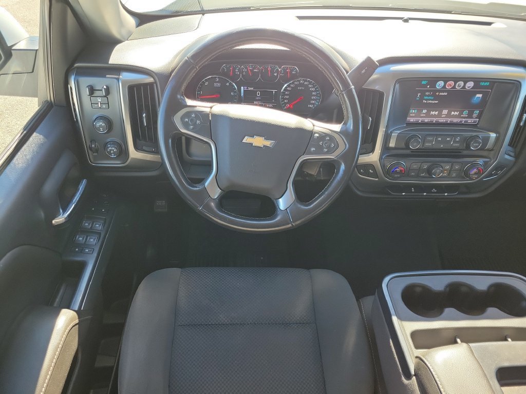 Used 2018 SUMMIT WHITE Chevrolet LT image 13