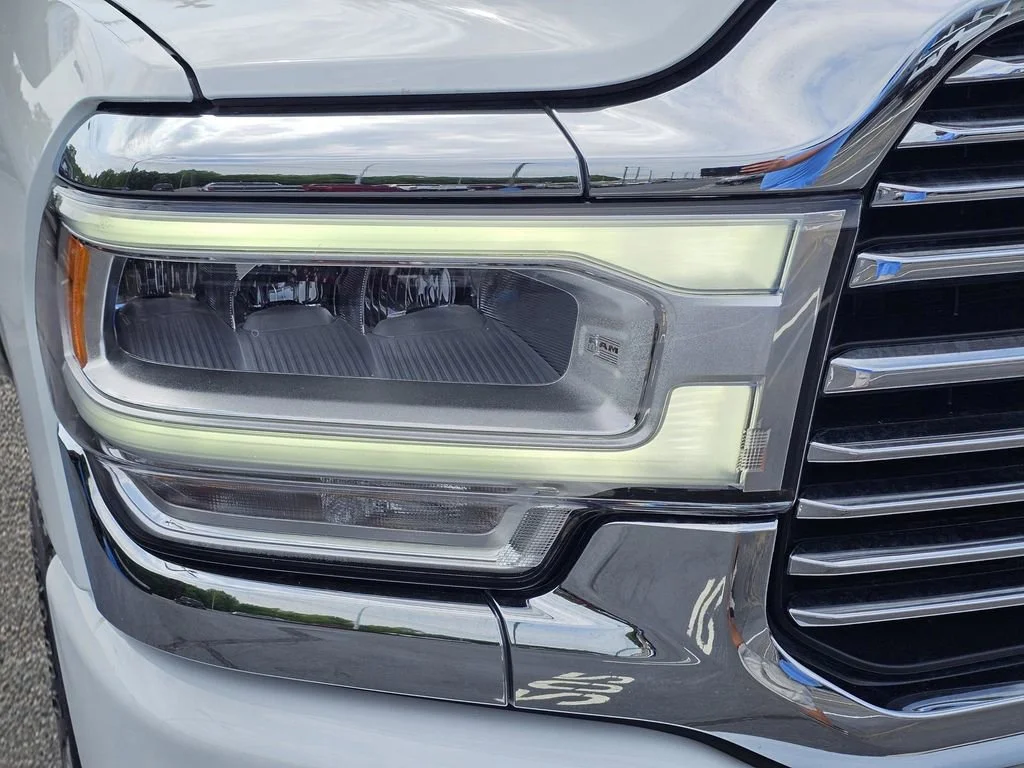Used 2024  Ram Laramie image 4