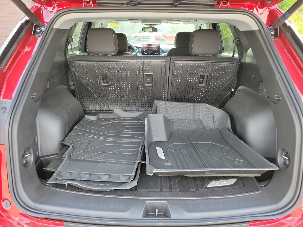 New 2026 Radiant Red Tintcoat Chevrolet 2LT image 24