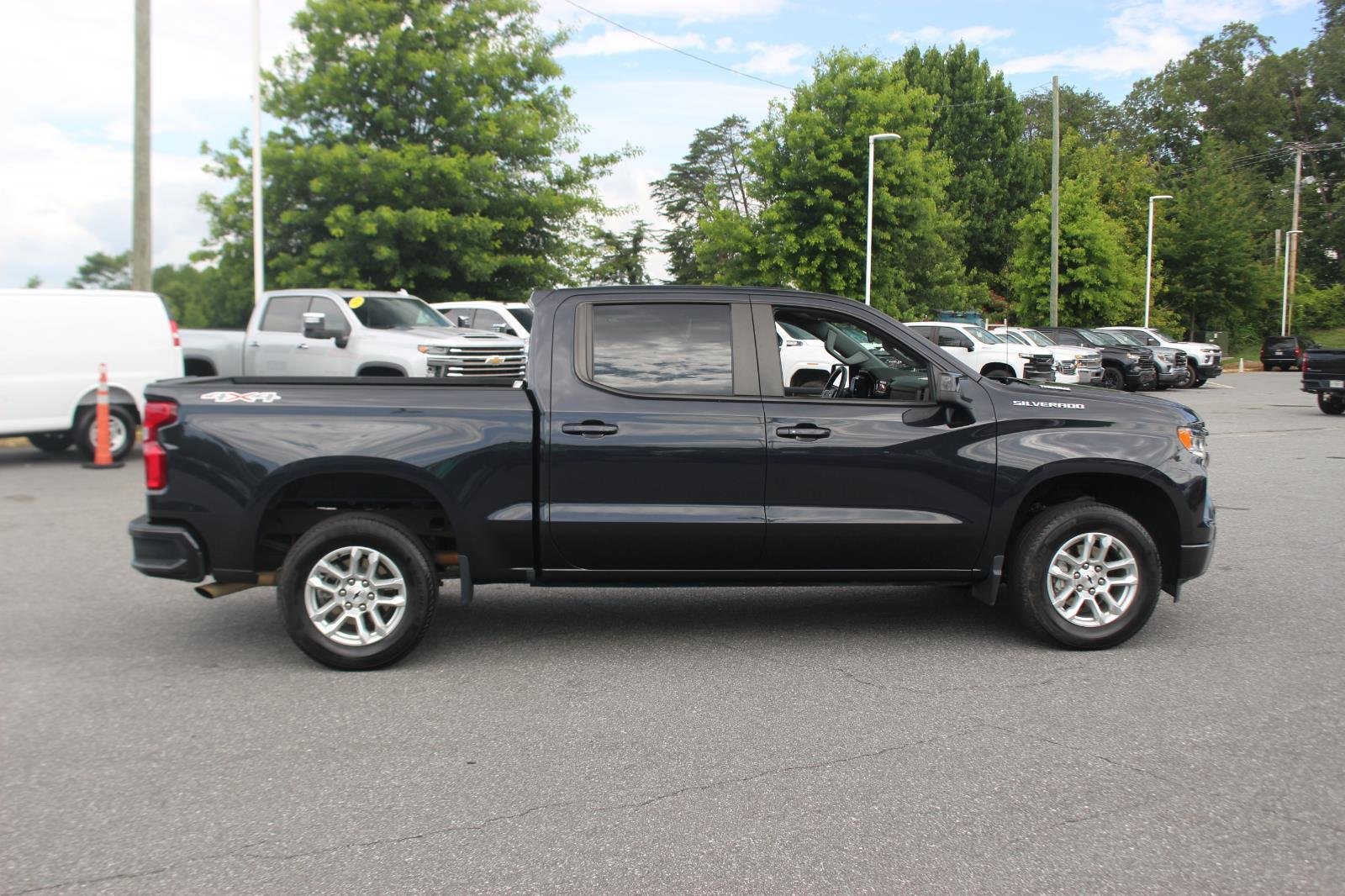 Used 2024 Dark Ash Metallic Chevrolet RST image 10
