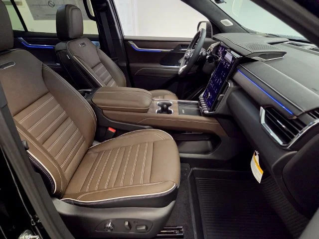 New 2027 Ebony Twilight Metallic GMC Denali Ultimate image 19