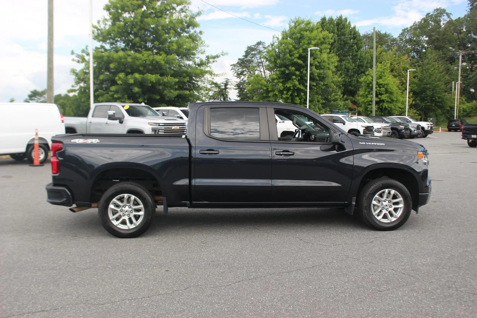 Used 2024 Dark Ash Metallic Chevrolet RST image 10