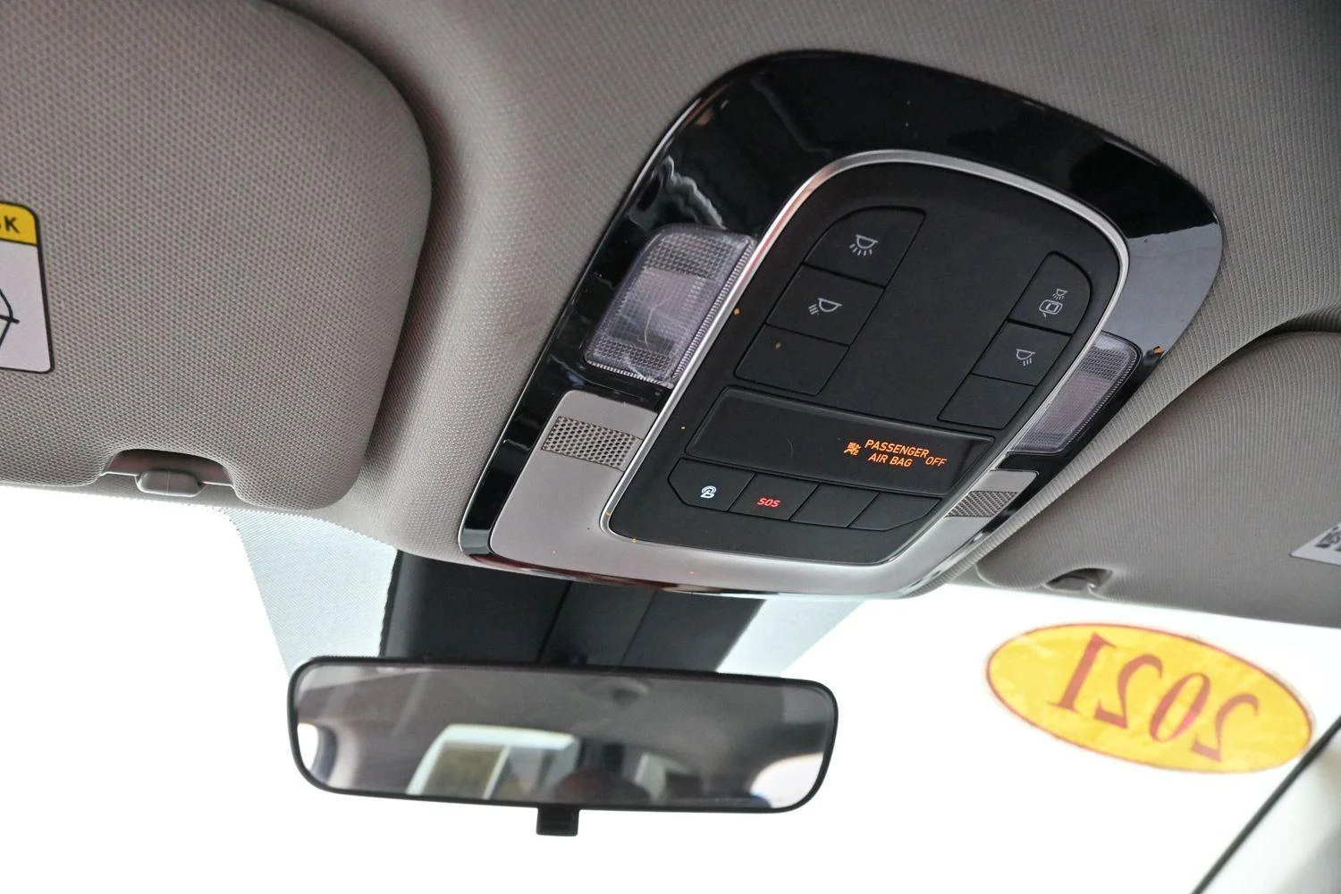 Used 2021 Shimmering Silver Hyundai SEL image 25