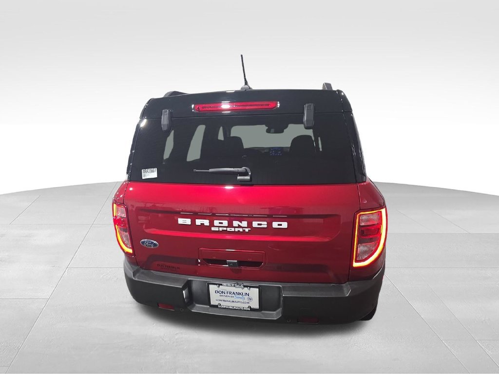 Used 2021 Red Ford Outer Banks image 4