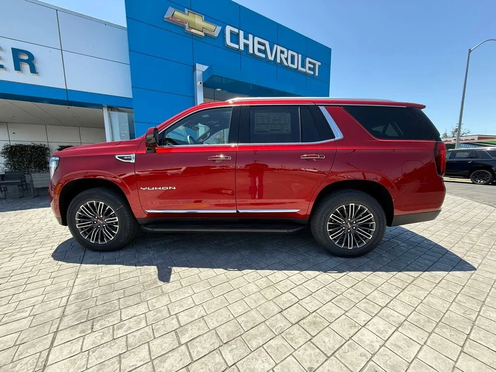 New 2026 Volcanic Red Tintcoat GMC Elevation image 15
