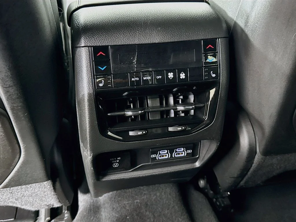 Used 2024 Black Jeep Summit image 25