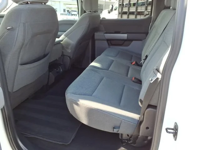 Used 2025 Oxford White Ford XLT image 11