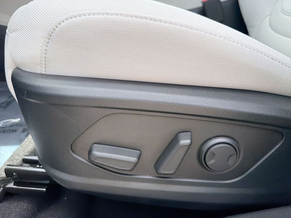 New 2026 Gray Hyundai SEL image 14