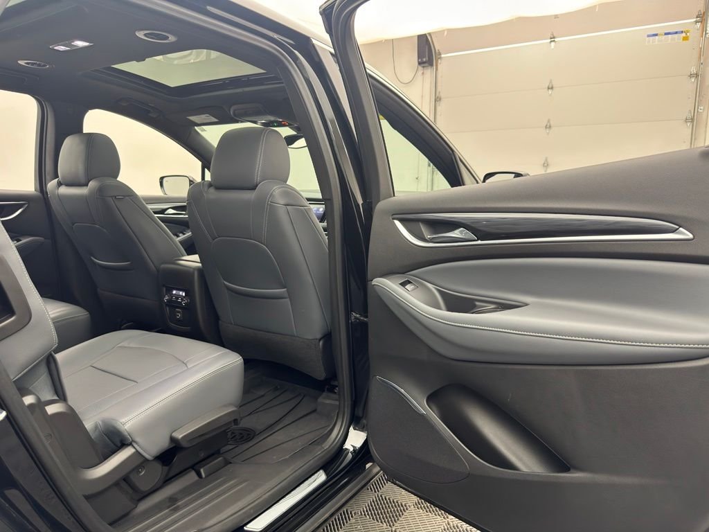 Used 2023 Ebony Twilight Metallic Buick Essence image 39