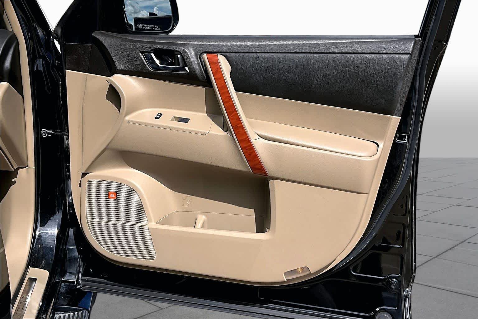 Used 2010 Black Toyota Limited image 17
