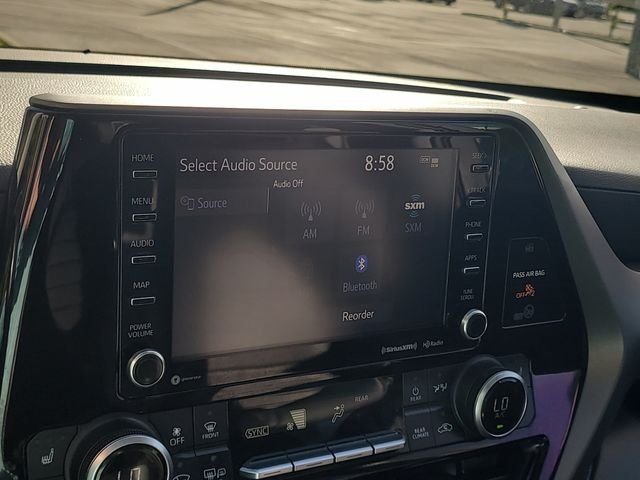 Used 2020 Red Toyota XLE image 24
