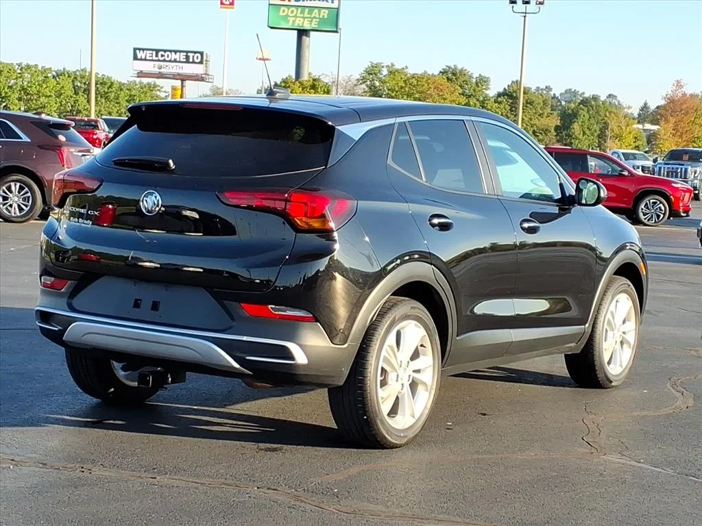 Used 2023 Ebony Buick Preferred image 12