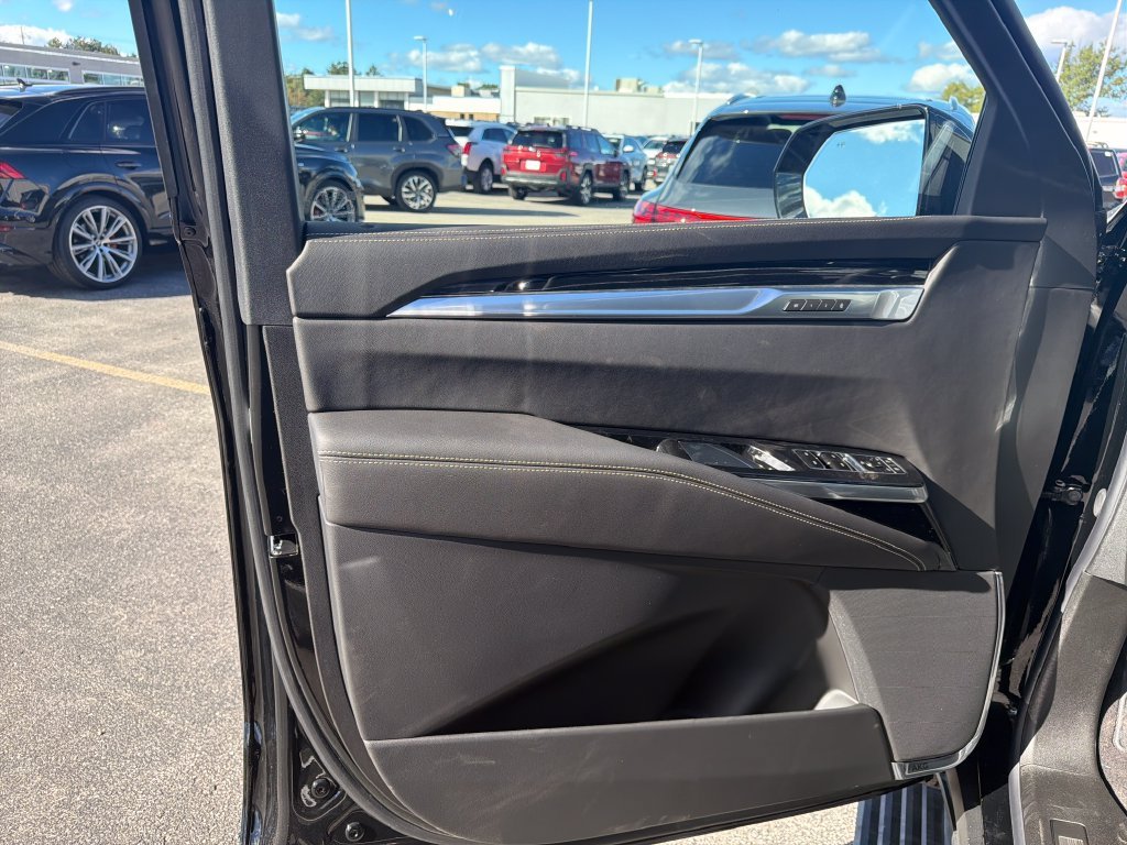 2026 Cadillac Escalade ESV Sport - Photo 18