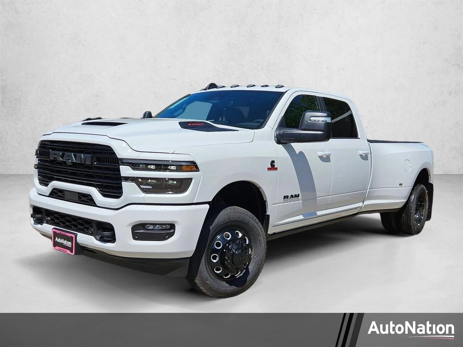 2026 RAM 3500 Laramie 4X4 Crew Cab LWB's photo
