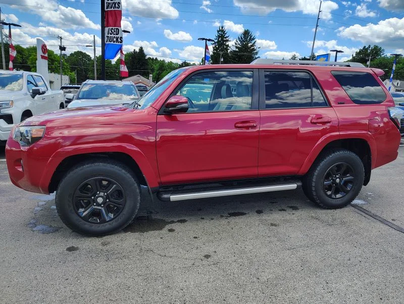 Used 2017 Red Toyota SR5 Premium image 6