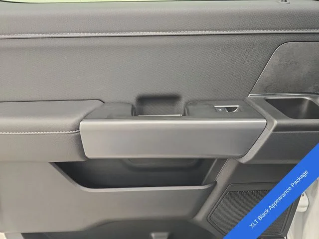 New 2026 Oxford White Ford XLT image 21