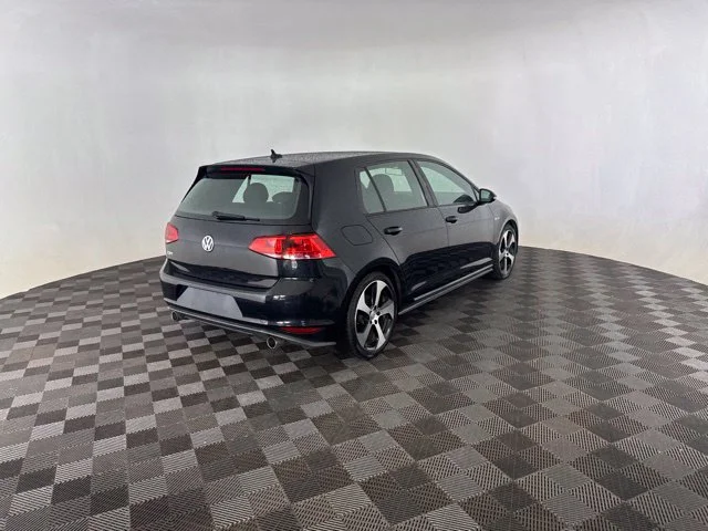 Used 2017 Black Volkswagen S image 10