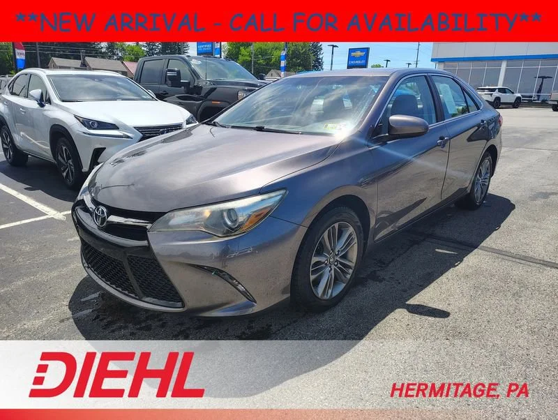 Used 2017 Gray Toyota SE image 1