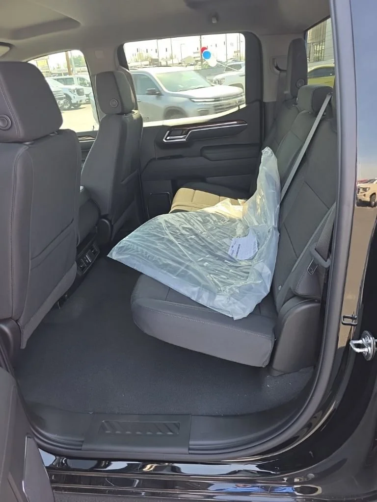 New 2026 Onyx Black GMC SLE image 7