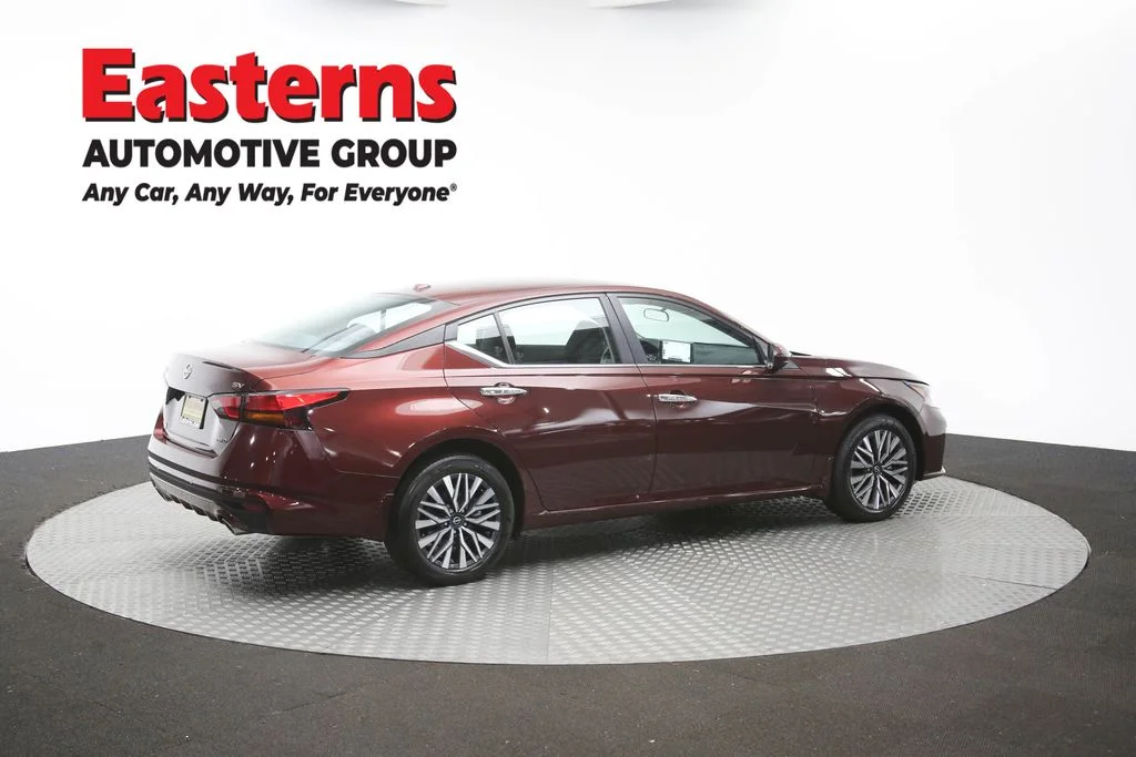 Used 2024 Red Nissan 2.5 SV image 44