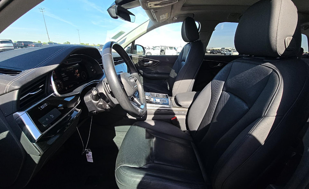 Used 2023 Black Audi 55 Premium Plus image 3