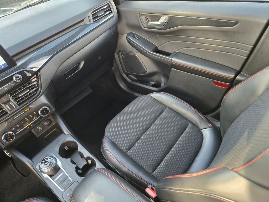 Used 2024 Blue Ford ST-Line image 15