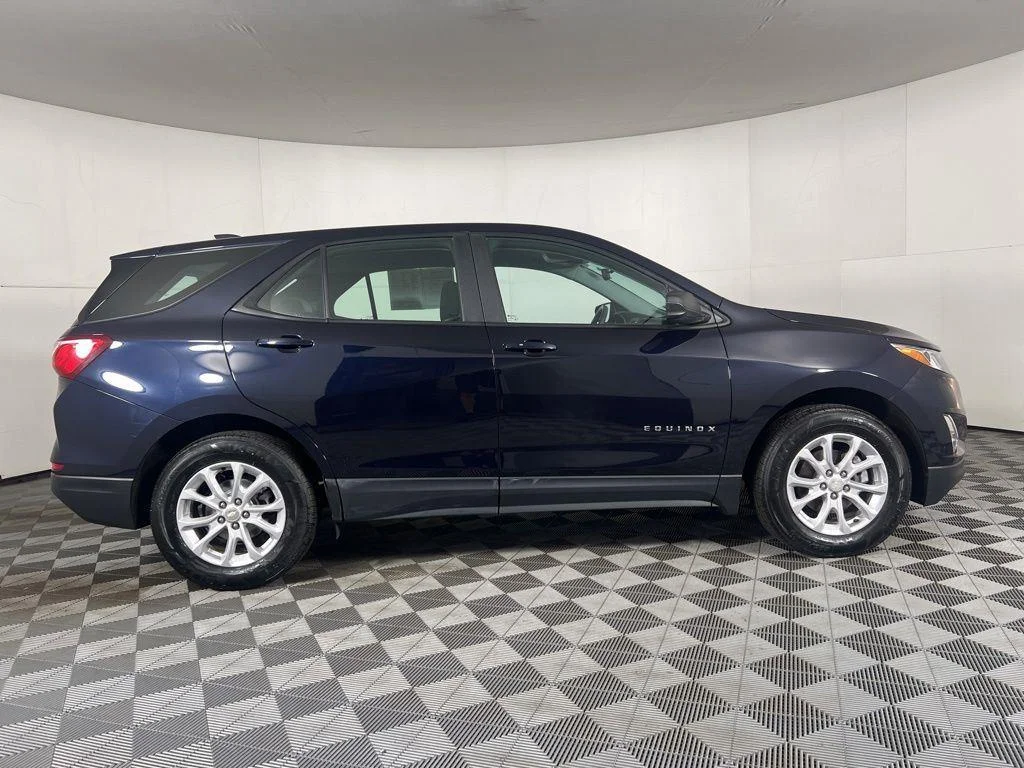 Used 2020 Midnight Blue Metallic Chevrolet LS image 23