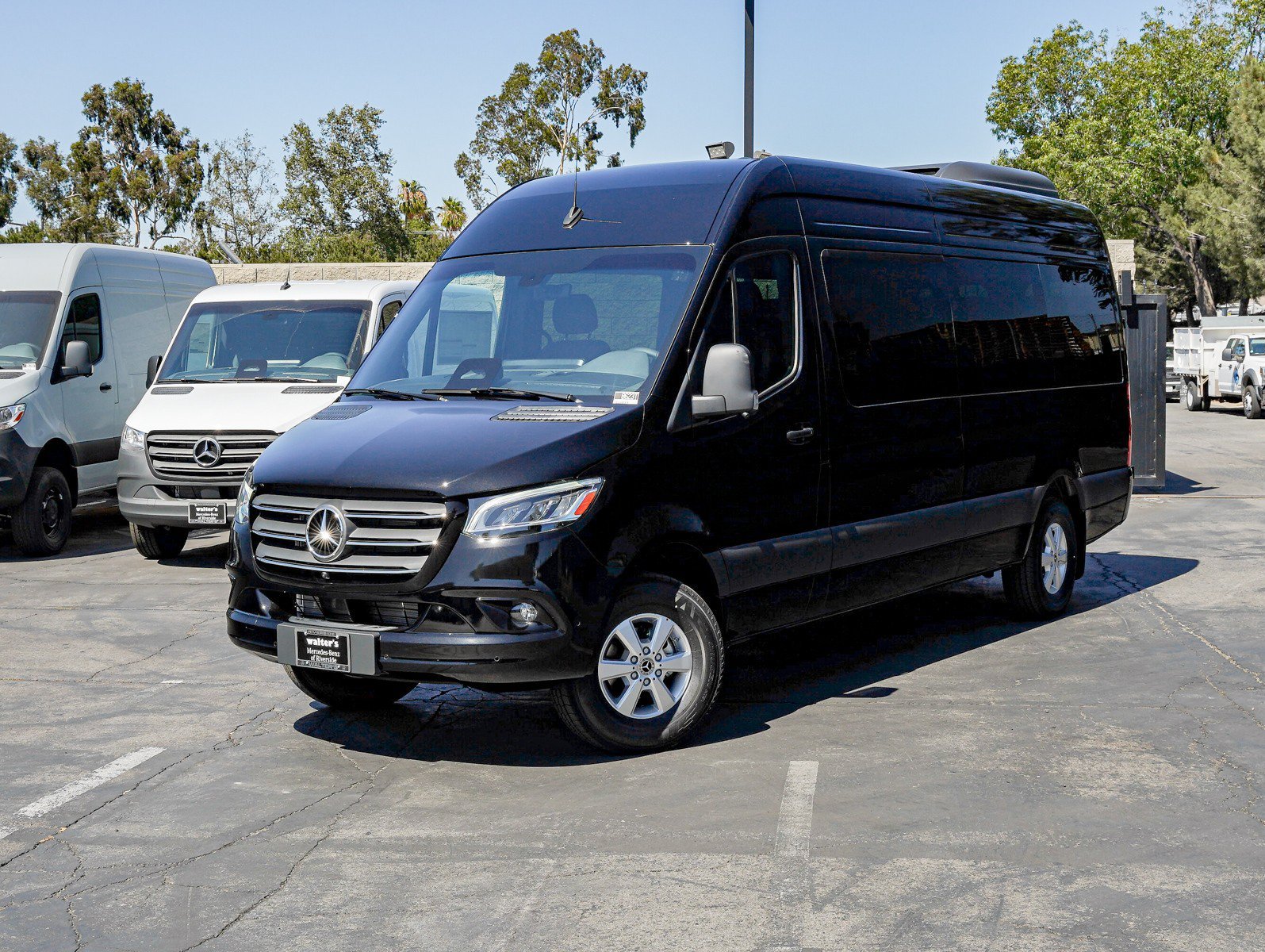 2026 Mercedes-Benz Sprinter 2500 170 WB HO High Roof's photo