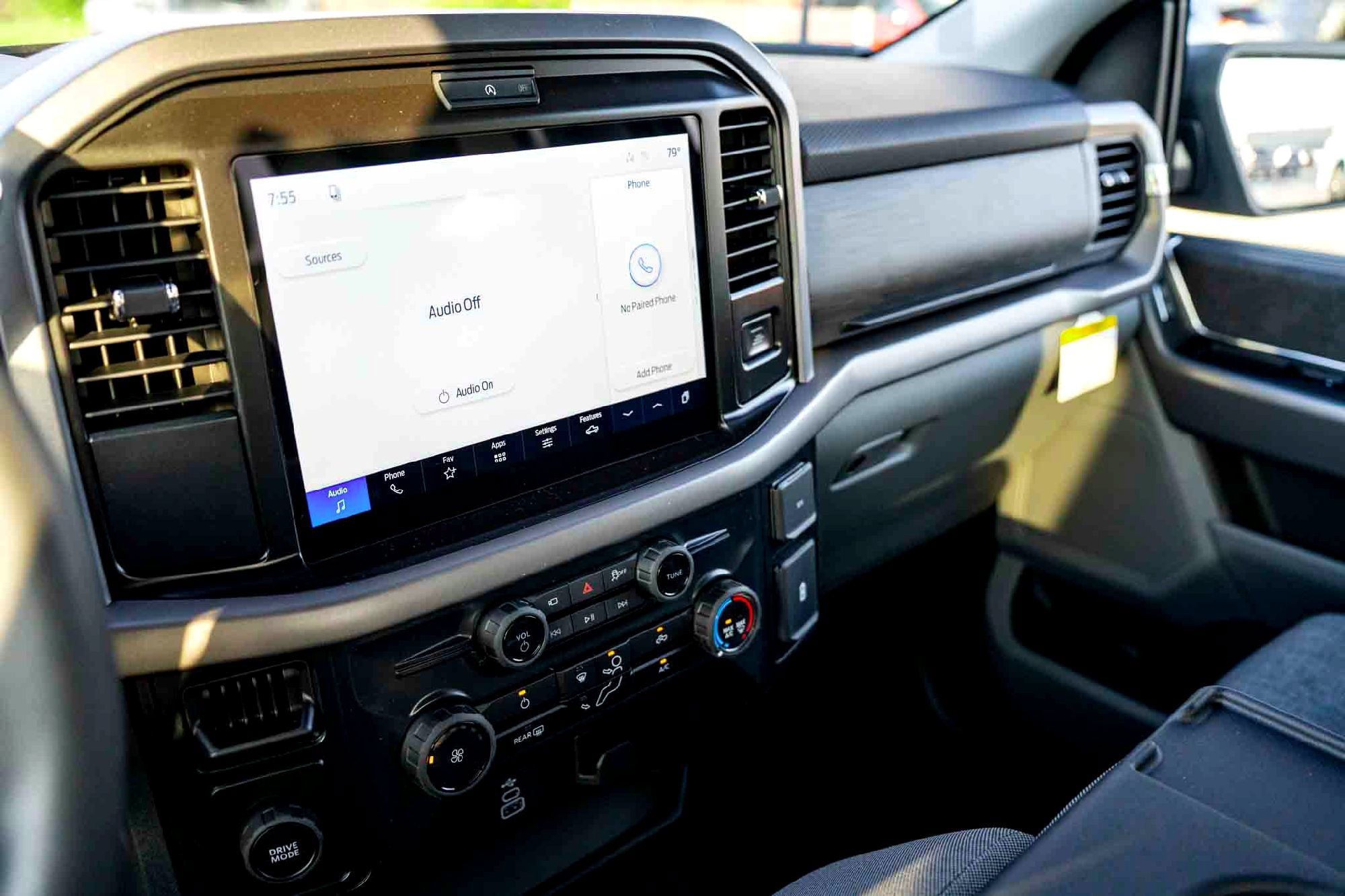 New 2026 Avalanche Ford XLT image 14
